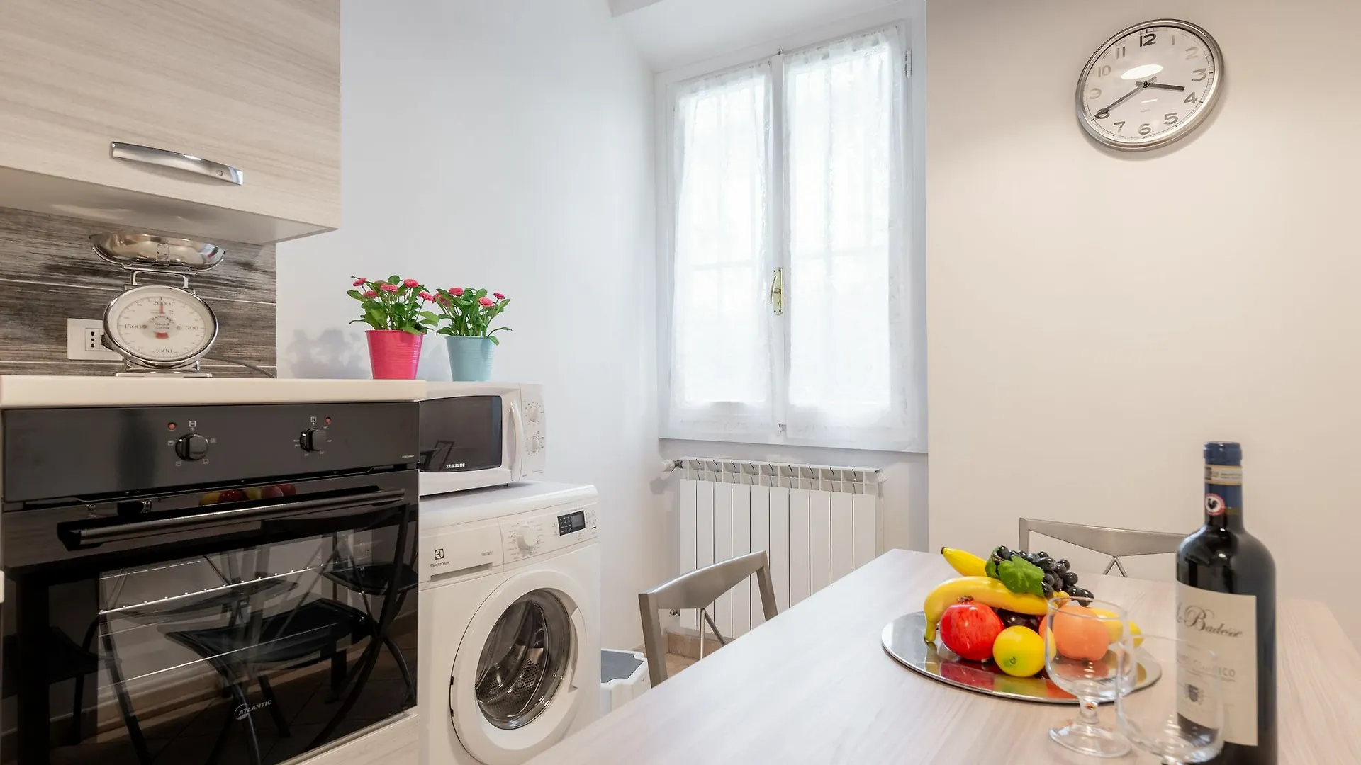 Santa Rosa Place Firenze 0*,  Olaszország